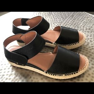 Mi.im black sandals. Size 9 never worn